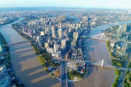 <b>宁波联手武汉大学共建国家保险发展研究院</b>