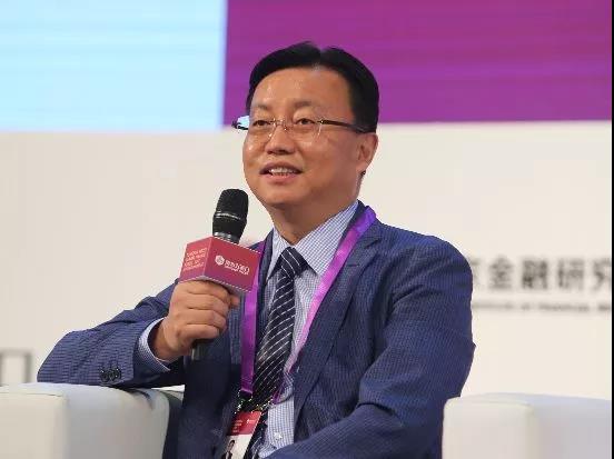 中国保险报完成重大人事更迭，原保险业协会会长朱进元接替赵健出任党委书记