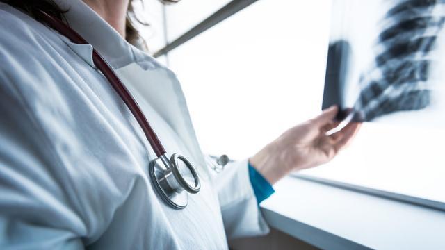 <font color='#333333'>以史为鉴：复盘2003年非典疫情对保险业的影响</font>